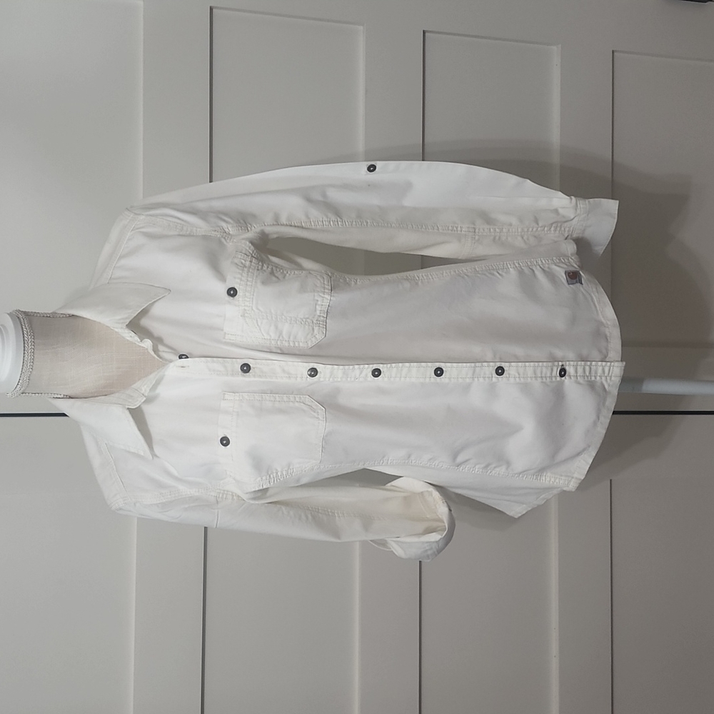 Carhartt white work shirt sz S (4-6).